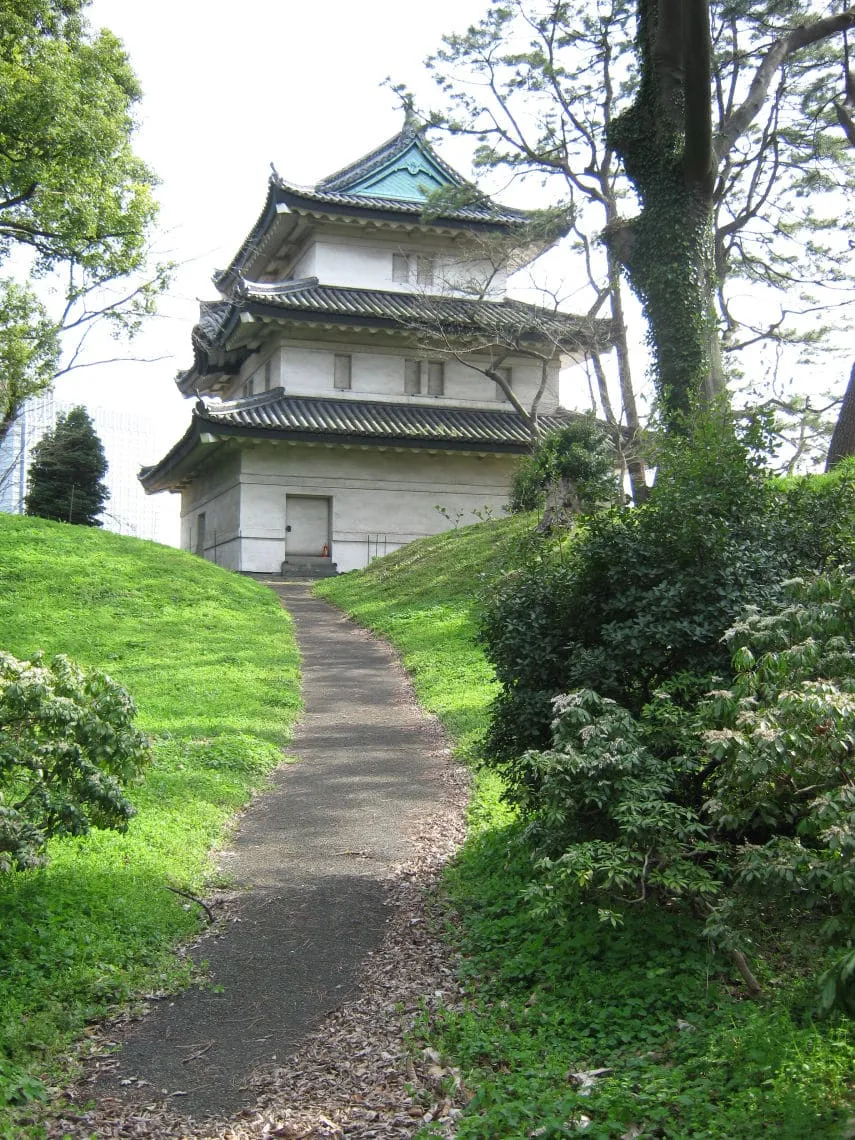 Japan Trip 2010 | Imperial Palace, Tokyo Photo 2 | Magical Girl Kamiko | This Mortal Coil Webcomic